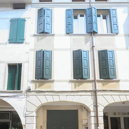 Monolocale Elegante E Luminoso Nel Centro Storico- A Due Passi Da Tutto * Pordenone