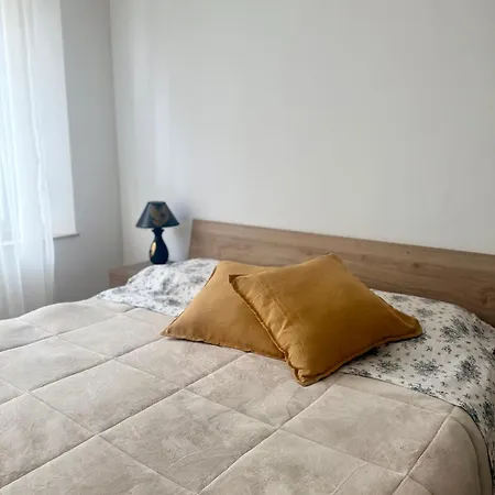 Monolocale Elegante E Luminoso Nel Centro Storico- A Due Passi Da Tutto * Pordenone