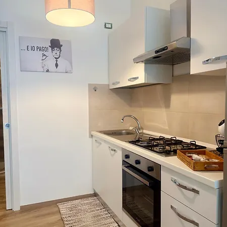 Apartamento Monolocale Elegante E Luminoso Nel Centro Storico- A Due Passi Da Tutto Pordenone
